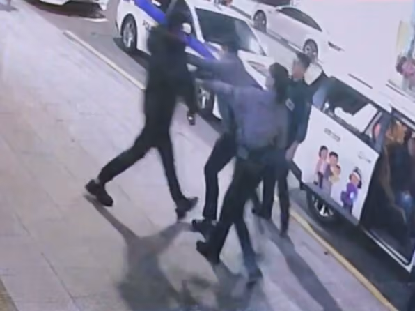 [한겨레] 외국인특화 법무법인 마중 / 외국인인종차별 문제 “백인이었어도 이랬겠나” / 김주형 변호사