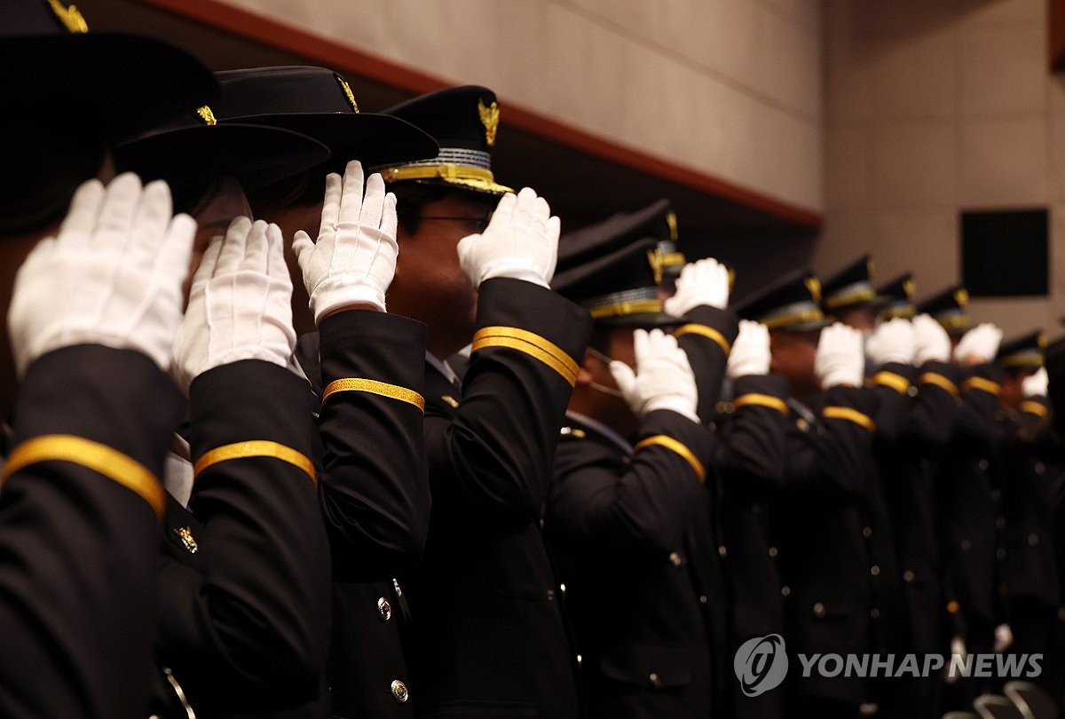 [연합뉴스] 법무법인 마중 / 5년간 경찰 116명 부상·PTSD로 숨졌는데…순직인정 '좁은문' / 김용준 변호사